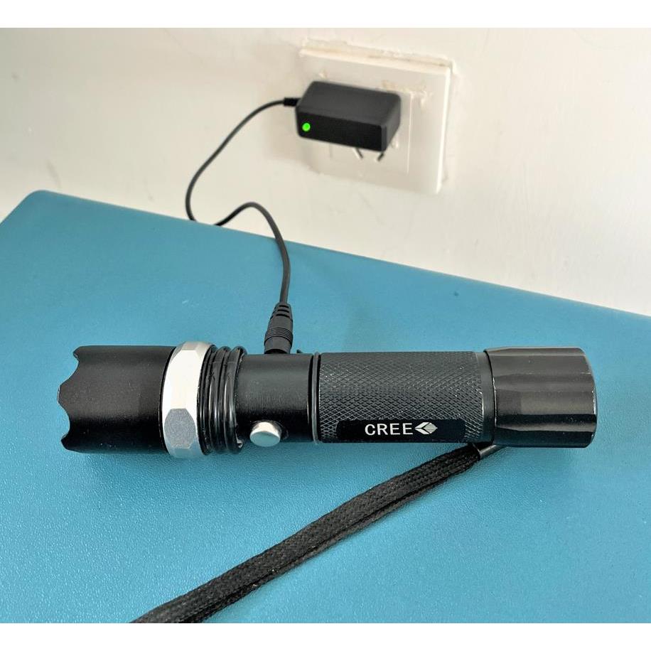 LED CREE Q5 XML T6 强光手电筒 锂电池 充电器 电源线 线