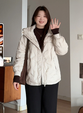 微胖的喵喵大码女装胖mm冬季巨好看的外套短款显瘦连帽羽绒服9921