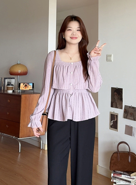 微胖的喵喵大码女装胖mm秋季新款甜美法式镂空方领设计感上衣0939