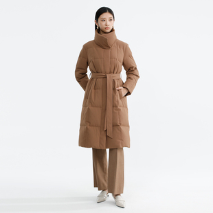 卡莉朵拉羽绒服C27D7912