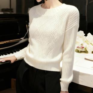 MONLOUVE高级感简约风白色圆领长袖毛衣针织衫女秋冬款小众不撞款