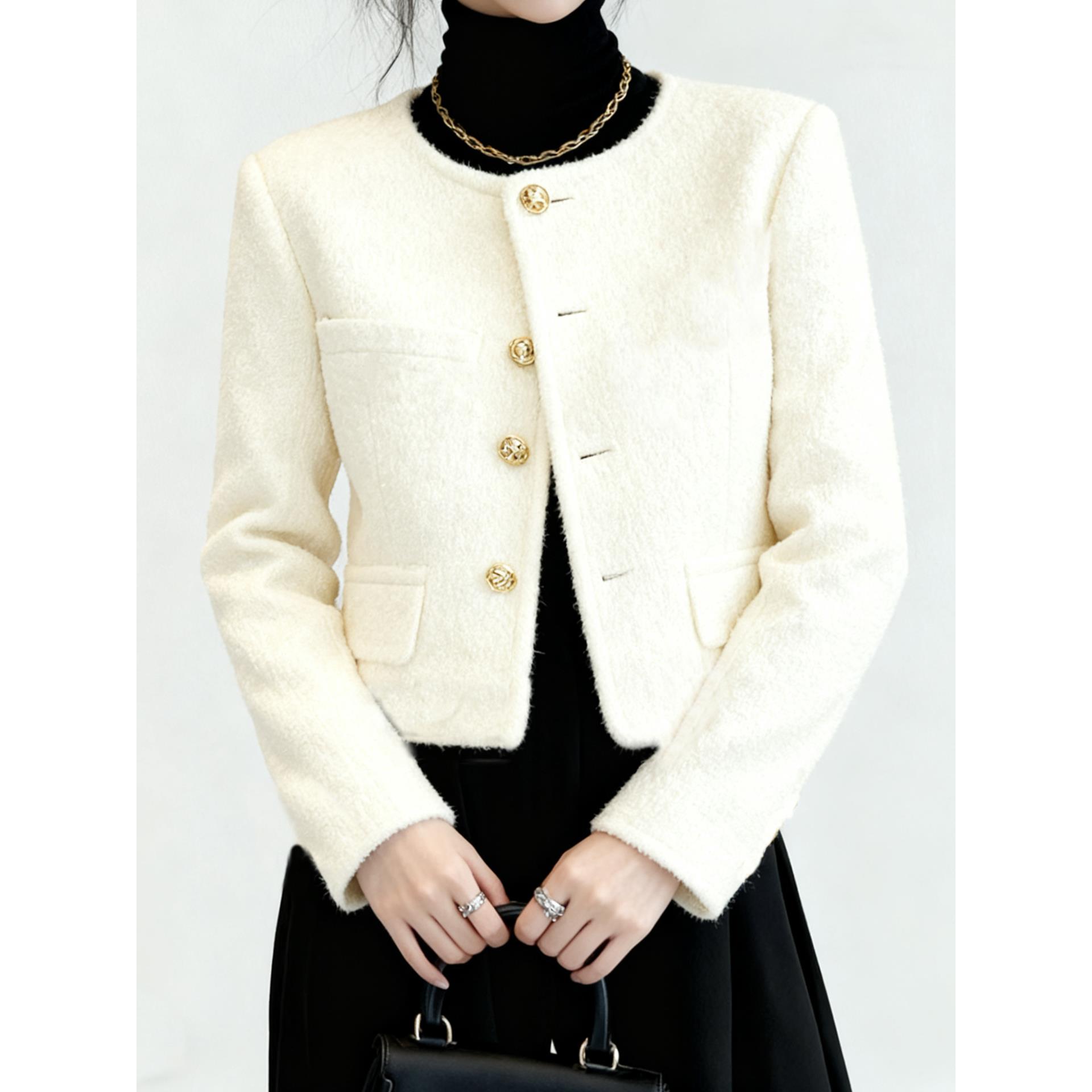 MONLOUVE时尚轻奢优雅风白色圆领长袖羊羔毛外套女秋冬款简约百搭