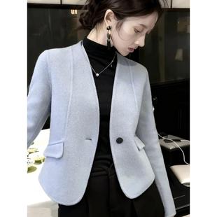 MONLOUVE高级感绝美雾霾蓝v领呢子长袖短外套女秋冬新款别致百搭