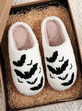 Chinelos bordados com morcego de Halloween para homens e mul