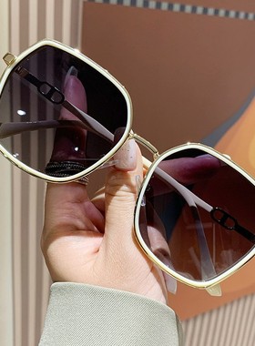 日本进口墨镜女防晒防紫外线2025年新款潮显脸小太阳眼镜高级感
