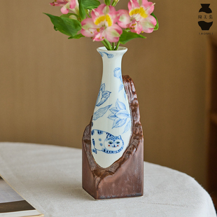 景德镇釉下彩花瓶青花白瓷陶瓷手绘蝴蝶猫咪玉兰花净水瓶创意摆件
