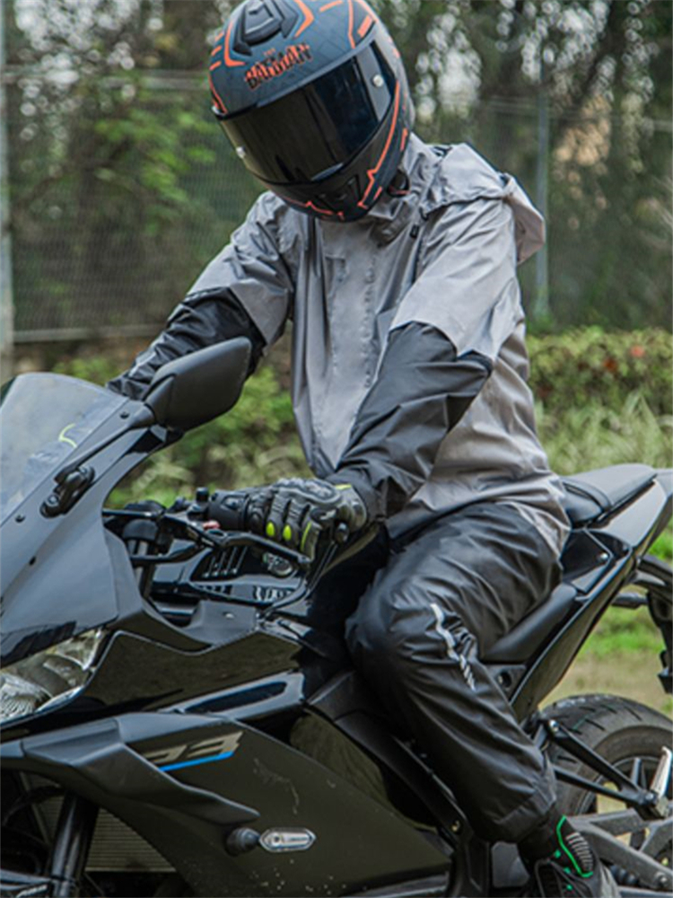 星空骑士便携式雨衣防暴雨