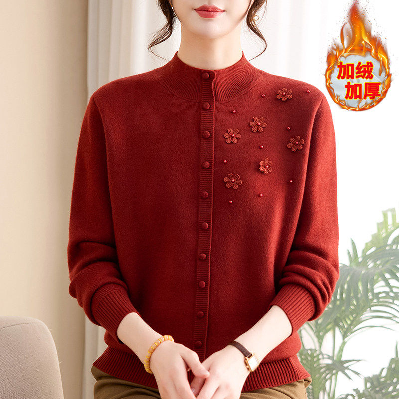 年轻妈妈秋冬装半高领加绒毛衣中老年女装气质显瘦加厚保暖打底衫