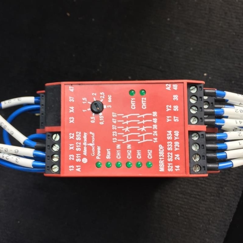 议价A012*AB安全继电器 MSR138DP 9.5成新 功能正常 实物拍摄 当
