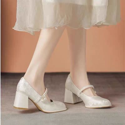 玛丽珍鞋秋冬搭配马面裙旗袍的鞋子新中式国风缎面礼服高跟鞋粗跟