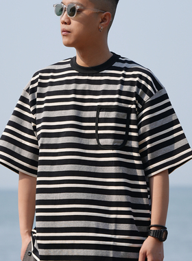 NESSTTU 新品日系休闲复古百搭简约宽松纯棉条纹口袋短袖