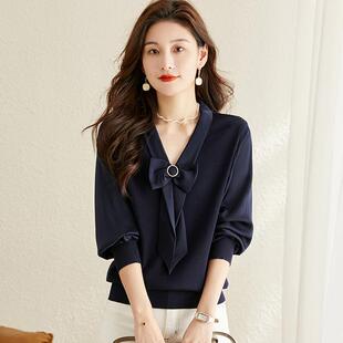 MONLOUVE胖mm大码女装春装遮肚子巨显瘦v领上衣藏肉高级感针织打