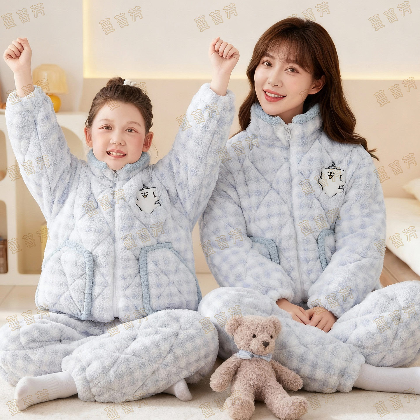 线条小狗母女冬季三层夹棉家居服