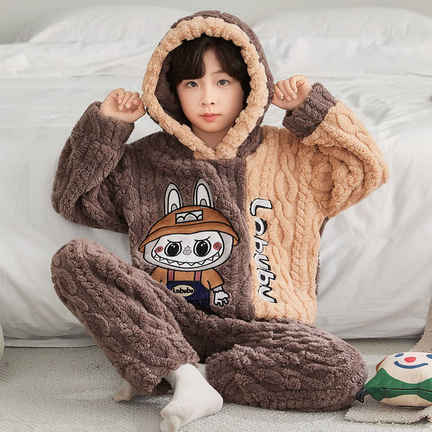 拉布布连帽冬季男童珊瑚绒家居服