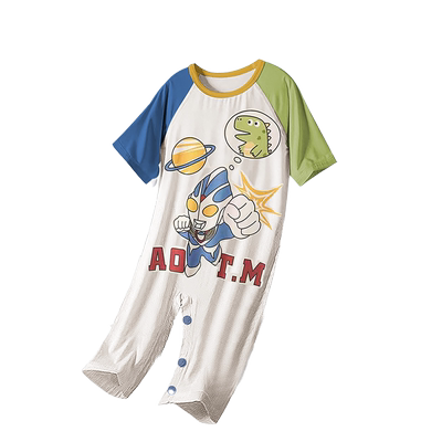 小男孩割包皮术后康复专用连衣服