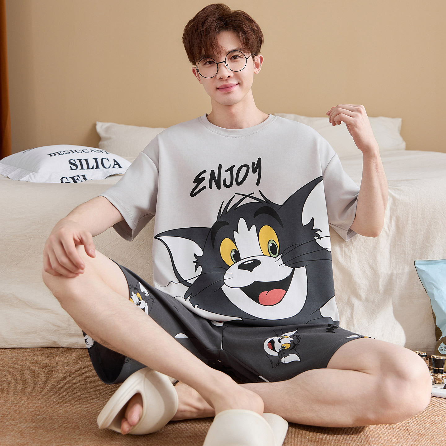 男款夏季纯棉短袖卡通学生家居服图片