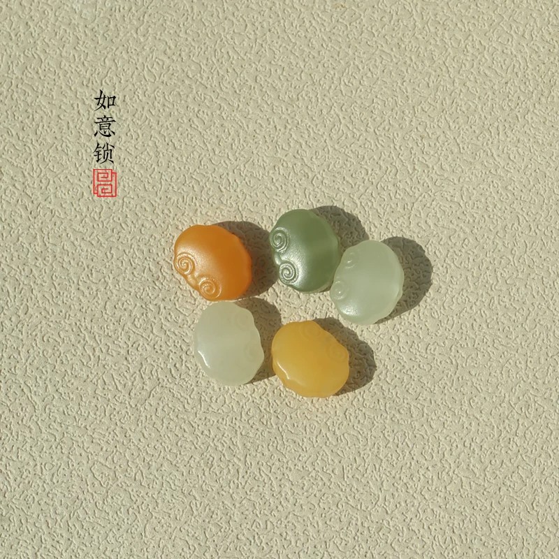 和田玉如意锁通孔吊坠顶珠 青白玉晴水 文玩手串缅黄配珠