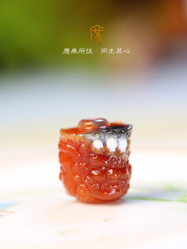 南红三世佛俏色配饰通孔无暇全品配珠大黑天黄财神观音配珠文玩