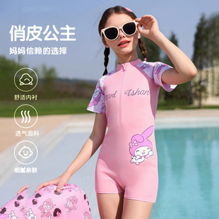 儿童泳衣连体平角美乐迪女粉色孩游泳速干度假潜水泳衣现货