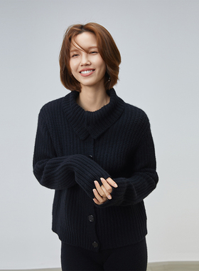 100%山羊绒女软糯短款显瘦气质简约翻领开衫外套毛衣