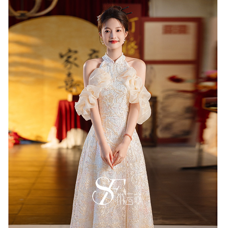 敬酒服新娘2025新款高级感挂脖新中式优雅复古风结婚订婚礼服裙女