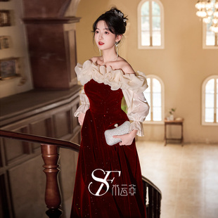 敬酒服新娘冬季 场合现代风绝美订婚礼服裙女 一字肩丝绒高级感正式