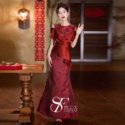 高级绝美敬酒服新娘2025新款秋季新中式缎面鱼尾修身结婚订婚礼服