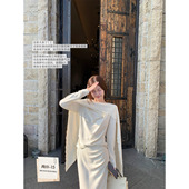 SourceWithU佩纳古堡 简约之美2色肌理绉披肩款 tee褶皱纽扣半身裙