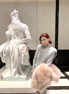 SourceWithU 初雪约定 高级贵气银丝细闪毛绒马甲坑条针织连衣裙