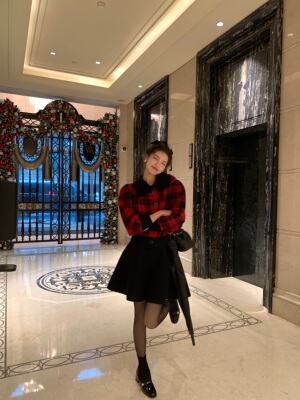 黑色裙摆SourceWithUA字裙短裙