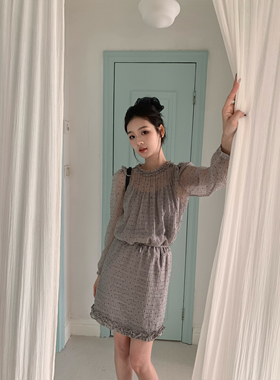 SourceWithU 伯德小姐 71天丝温柔微透波点长袖衬衫灰色半裙套装