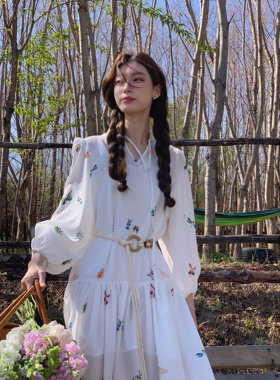 SourceWithU 人间精灵 高质量碎花长裙女温柔褶皱系带白色连衣裙