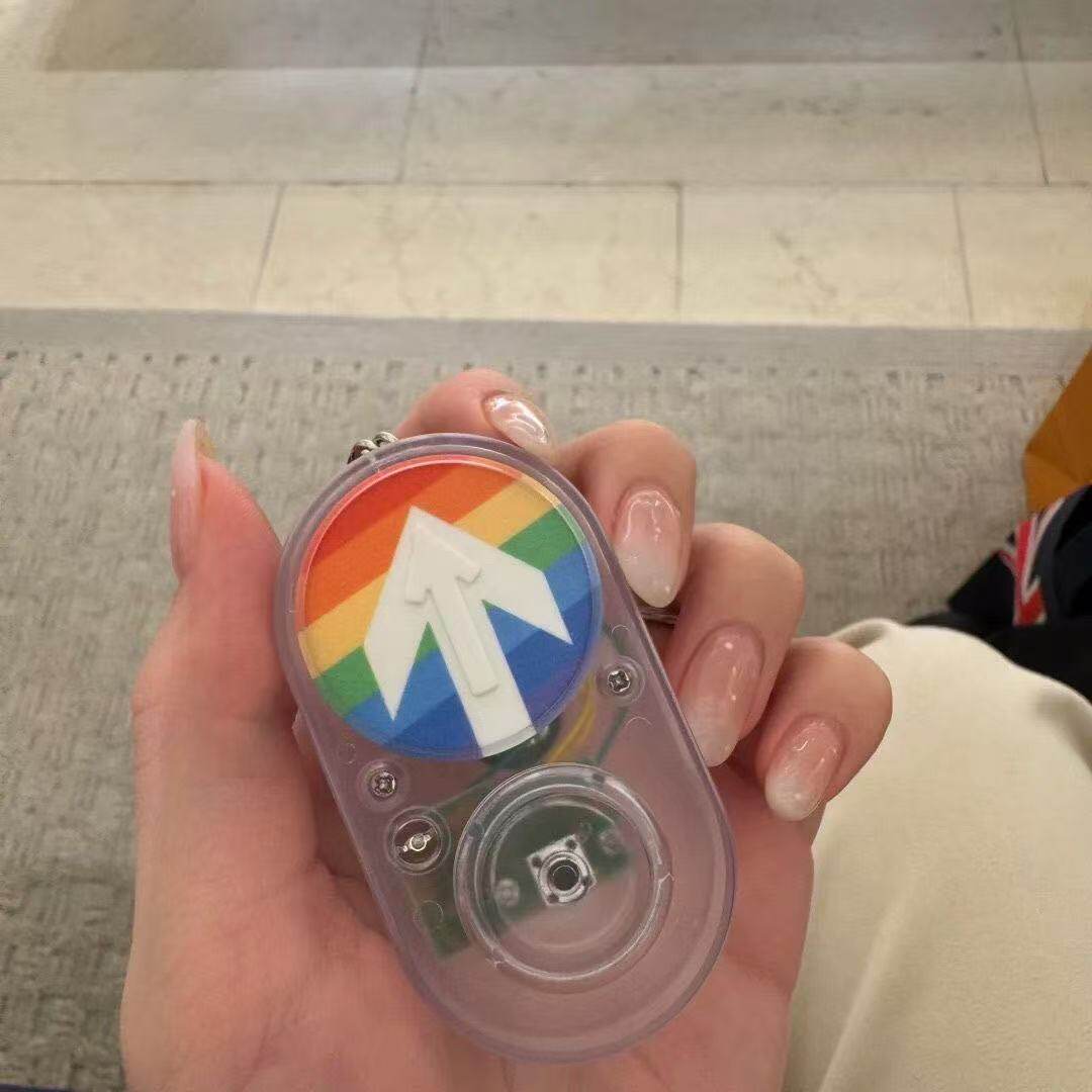 澳洲澳大利亚人行道红绿灯按钮钥匙扣有声饰品挂件创意礼物纪念品