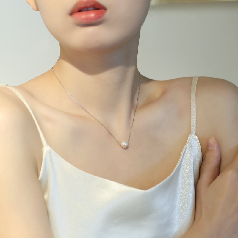 仿珍珠项链女夏气质高级感镀金锁骨链正圆单颗吊坠颈链