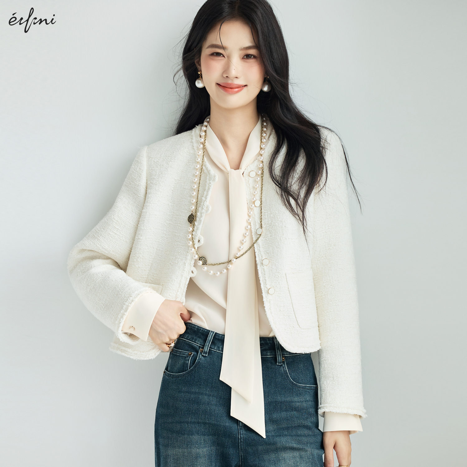 伊芙丽箱型小香风门襟不对称扣袢袖口拉毛设计女装2025秋装新款