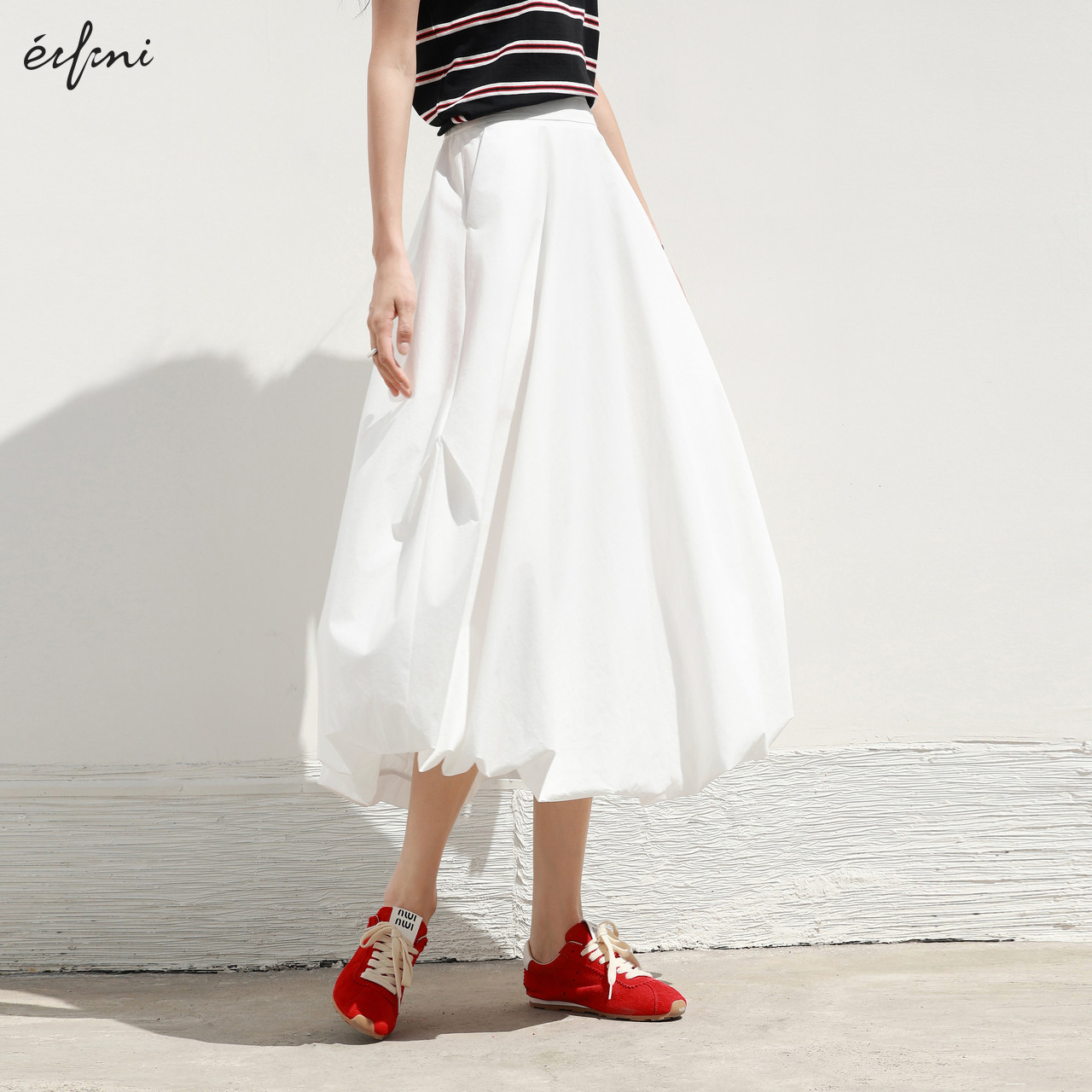 伊芙丽轻薄棉感蓬松时尚百搭显瘦立体花苞裙半裙女2025夏季新款,女装/女士精品,半身裙,淘宝优惠券,粉丝福利购,淘宝优惠卷