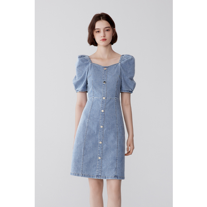 诗凡黎法式方领牛仔连衣裙2024年春新款女泡泡袖甜美小众设计裙子