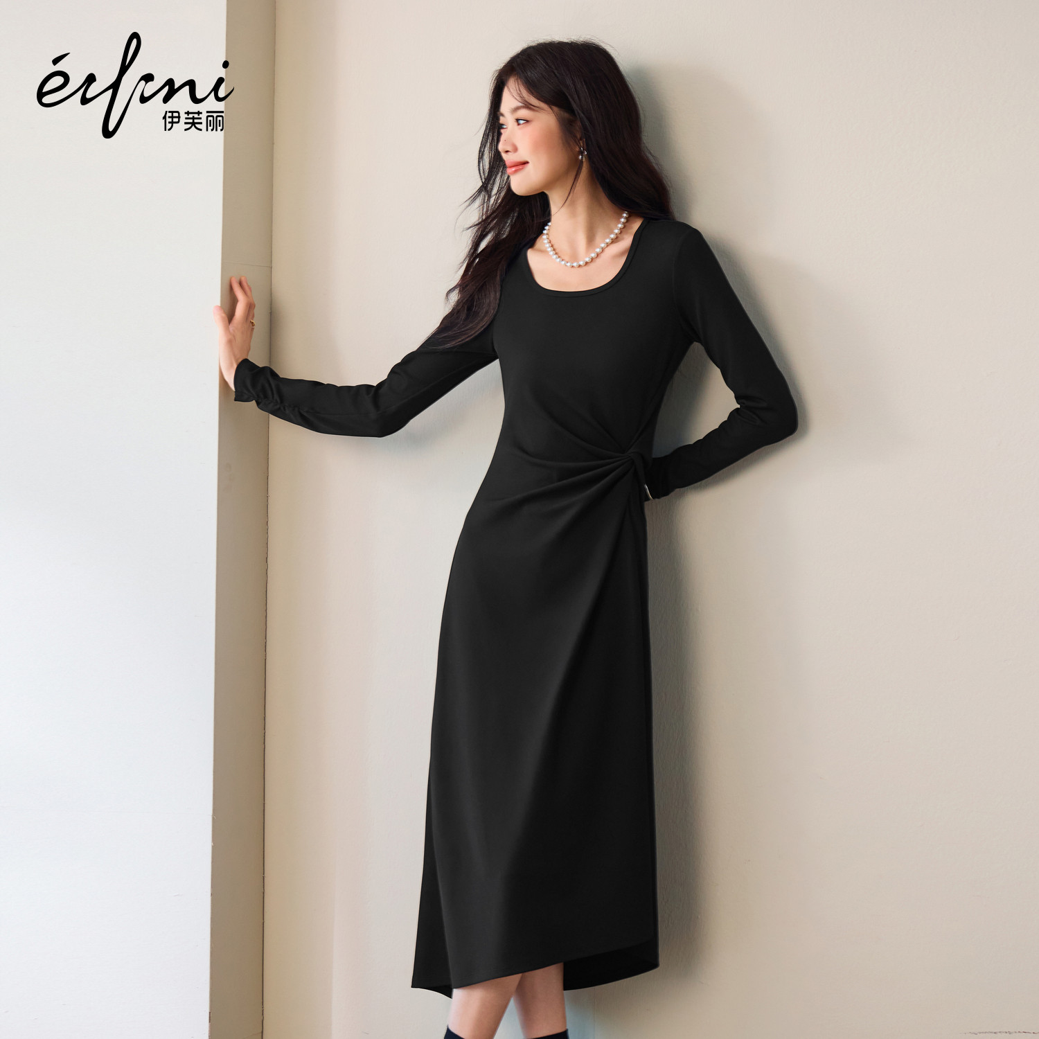 伊芙丽显瘦方领解构感扭结连衣裙2025秋季新款气质茶歇休闲裙子