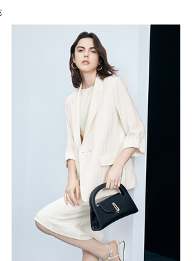 伊芙丽outlets店高智轻奢质感淡人轻薄醋酸白色西装秋通勤外套女