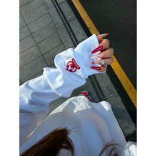 T恤宽松内搭打底衫 长袖 上衣 高街情侣装 小火苗刺绣卫衣女秋冬美式