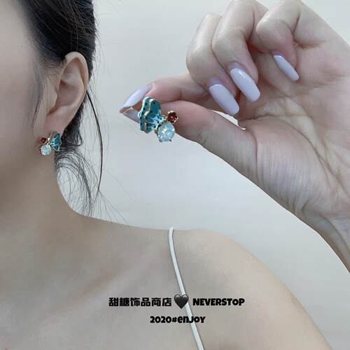 法式油画艺术彩绘蝴蝶玉石耳钉