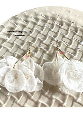 【Neverstop】咱们都是小仙女仙气飘飘温柔白色花朵女神珍藏耳环