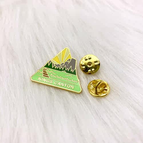 复古文艺别针创意国王峡谷防走光胸针扣精致百搭书包金属徽章饰品