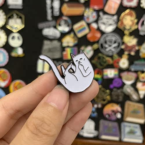 动物胸针创意日韩可爱ins慵懒猫咪装饰徽章金属小别针个性百搭