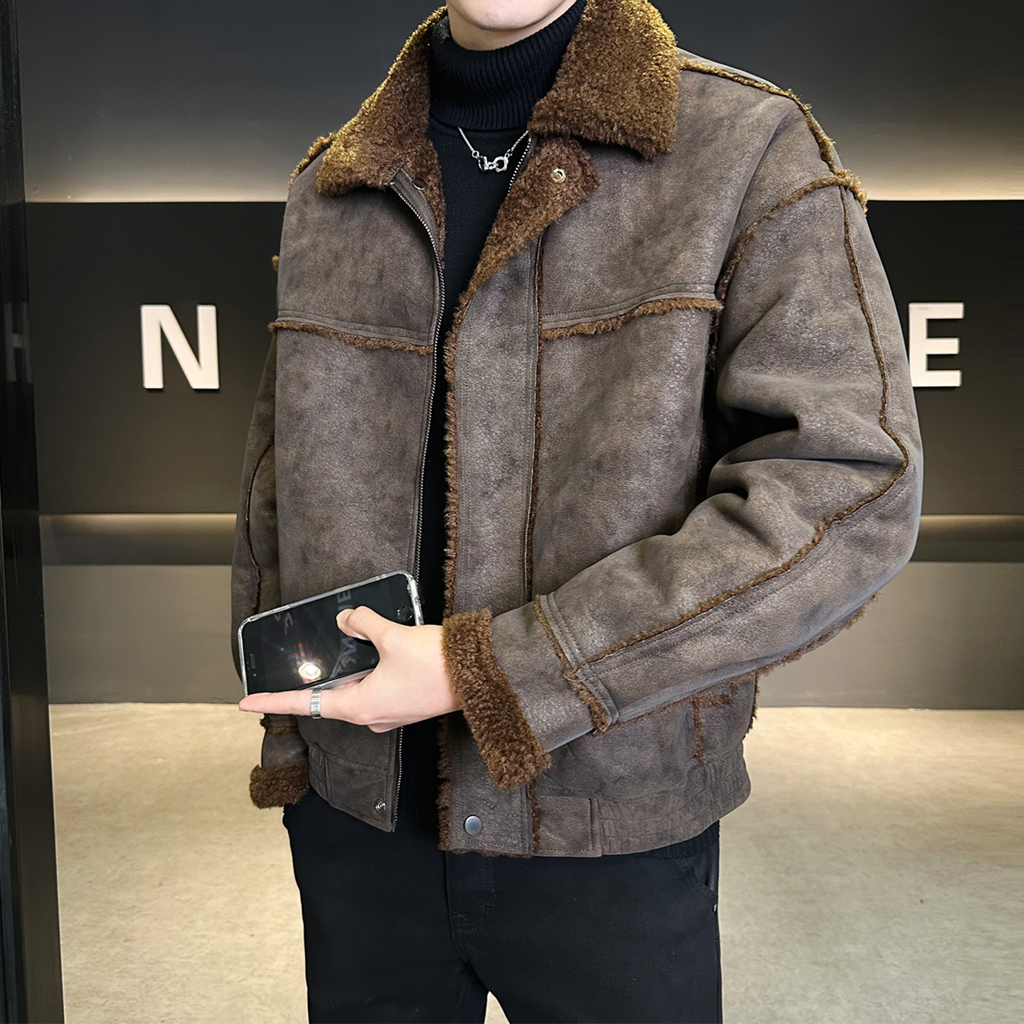 美式复古翻领皮毛一体夹克男冬季2025加绒加厚保暖短款皮衣外套男