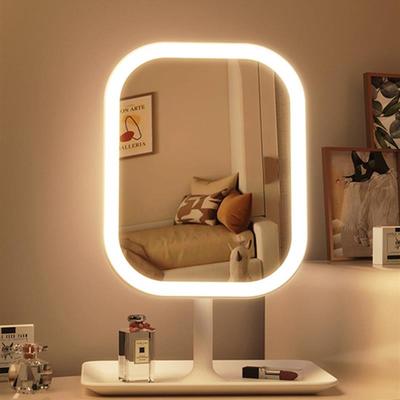 LEDmakeupirrowithldes