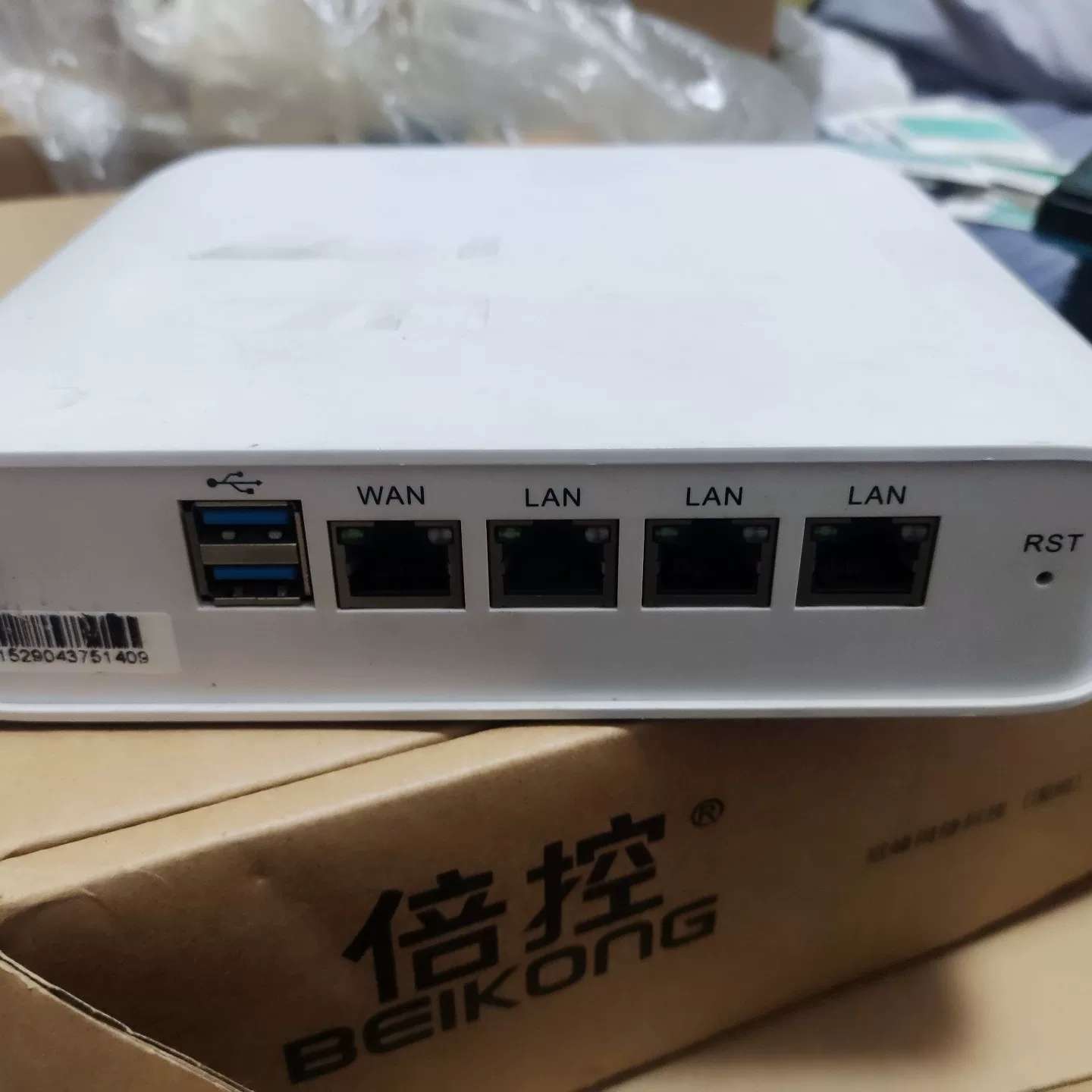 可维修j1900四网口千兆软路由，四个千兆网口，成色良好，带风扇