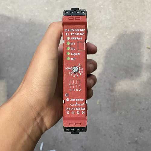 可维修AB，440R-D22R2，安全继电器，23年，收来议价