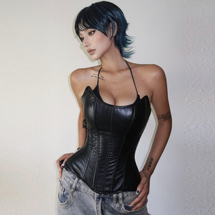 SylCue 拽酷辣妹机车风黑色PU皮显瘦抹胸背心百搭收腰不规则上衣