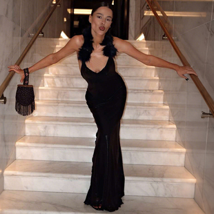 SylCue冷艳御姐风时尚 百搭拖地晚礼服长裙 毛毛拼接挂脖连衣裙修身